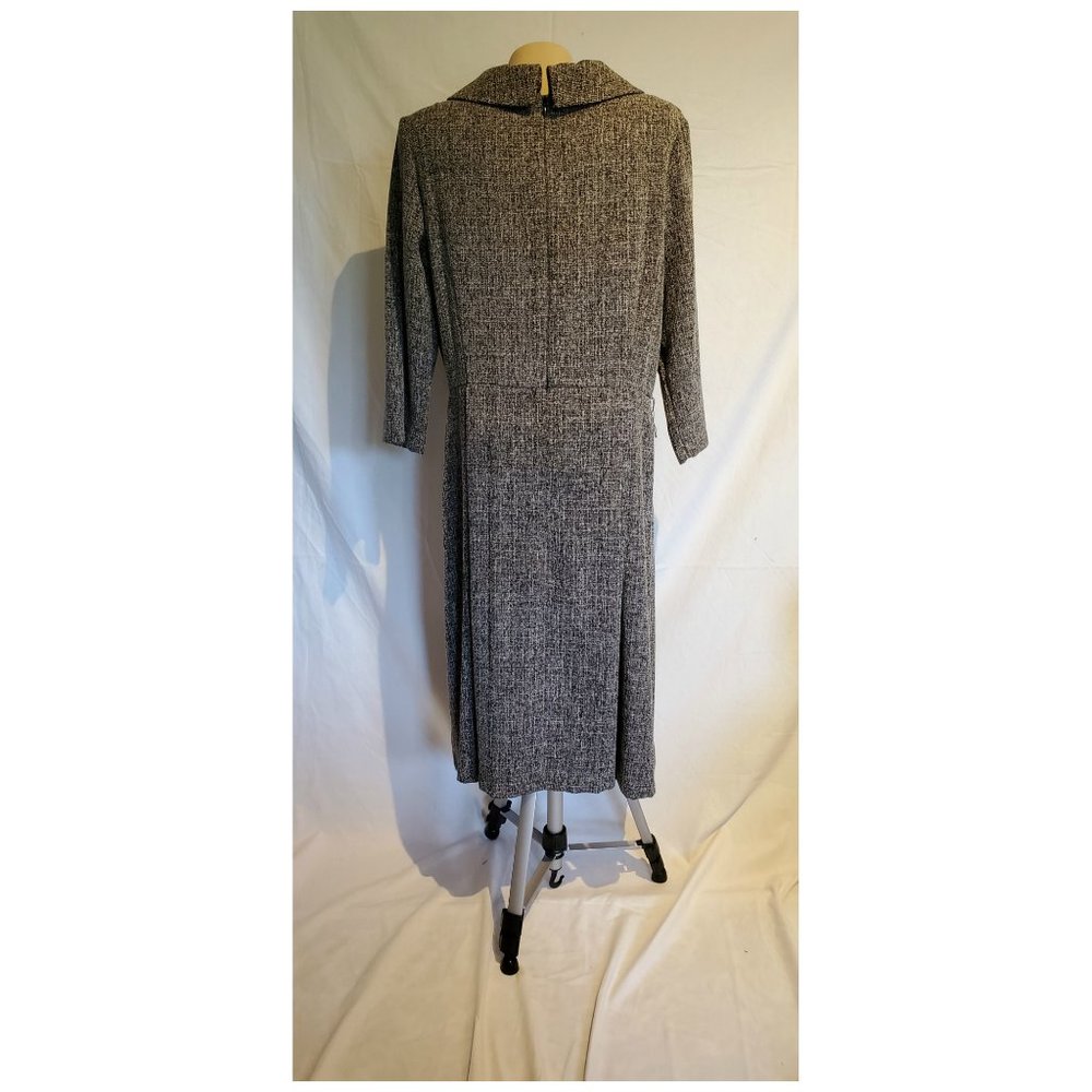 Julian Taylor Dress - Picture 5 of 6